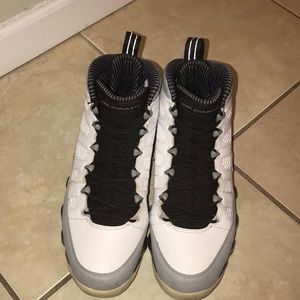 Air Jordan 9